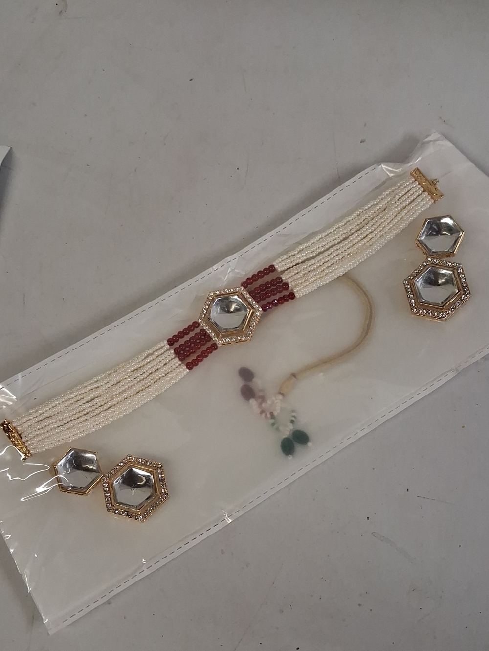 NWT Traditional Multistrand Kundan Choker Set
